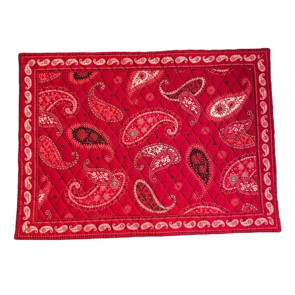 Vera Bradley Mesa Red Set 6 Quilted Placemats and 9 Napkins Paisley Print - Picture 4 of 10